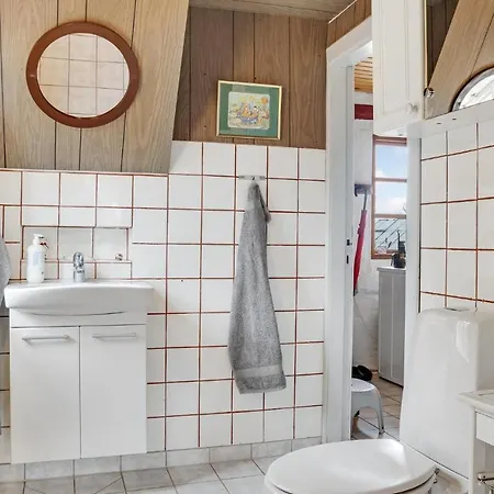 3 Bedroom Awesome In Prázdninový dům